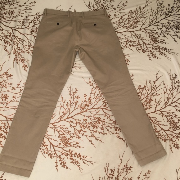 Gap skinny beige khaki pants - Picture 3 of 3